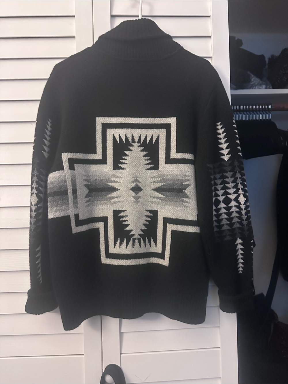Pendleton Black and Gray Aztec Zip-Up Sweater